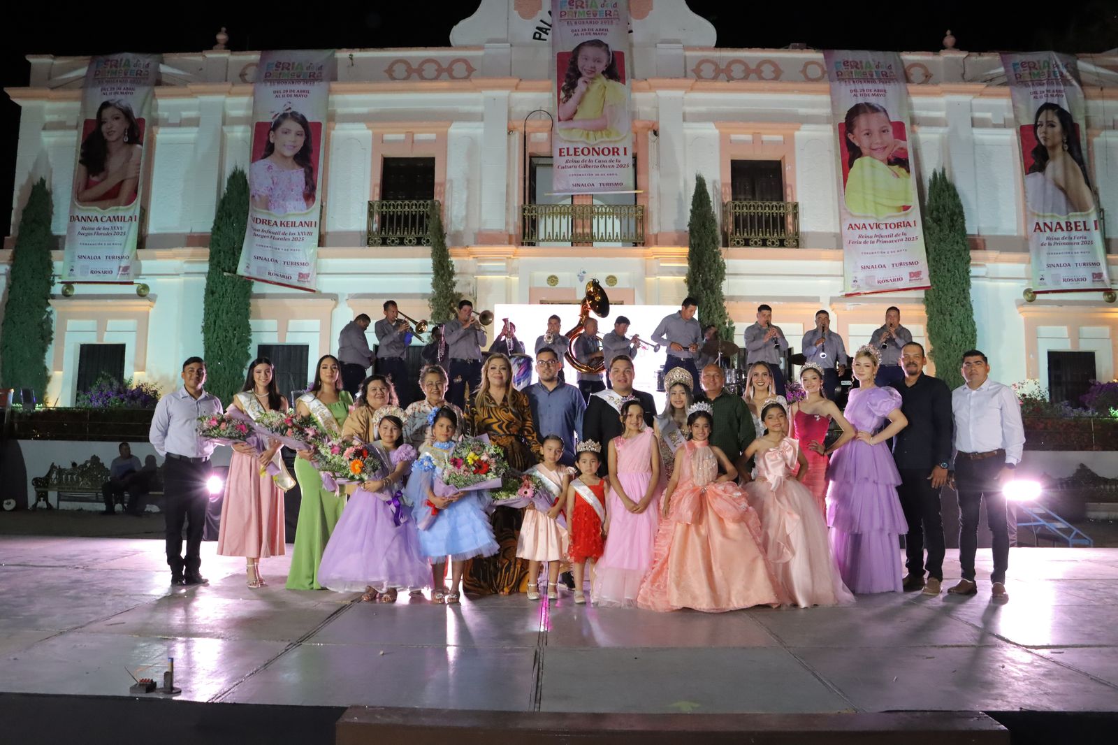 Presentan a las reinas de la Feria de la Primavera de Rosario 2025